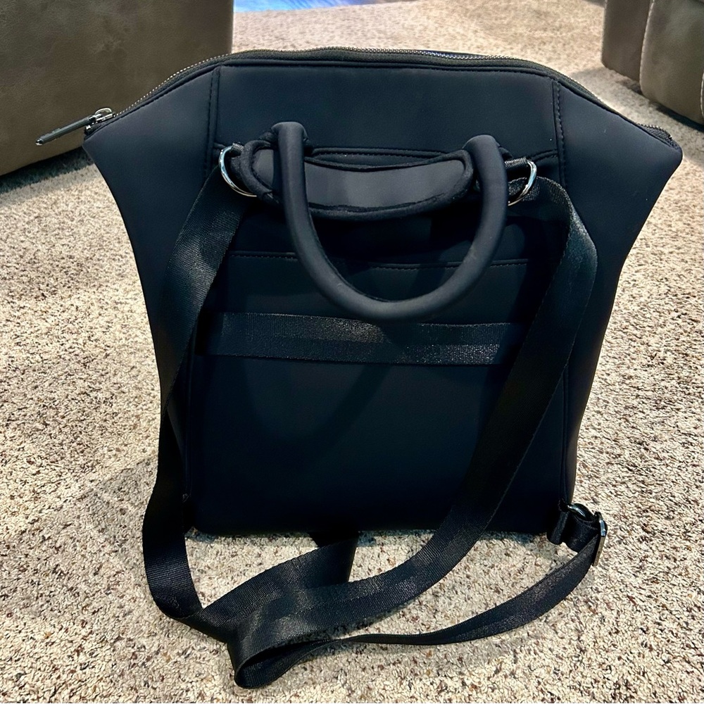 Freshly Picked OG Seoul Backpack in Black - Picture 3 of 6